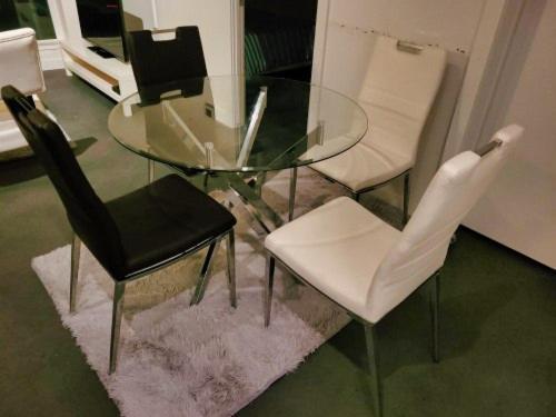 Furnished 1 Bedroom In East Village By Signature Suites Ltd YYC Esterno foto